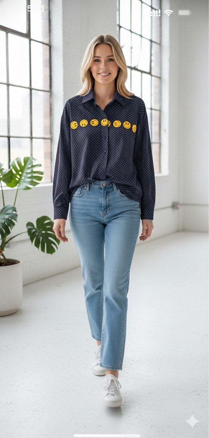 SMILEY WIKKI WIKKI SHIRT